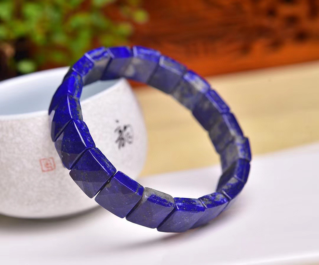新货到天然青金刻面手排到货颜色美晶体水润男女同款手链蓝色包邮