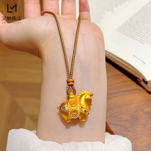 【前程骅骅】金店同款沙金蓝绿钻马上有钱生肖马吊坠项链黄金平替
