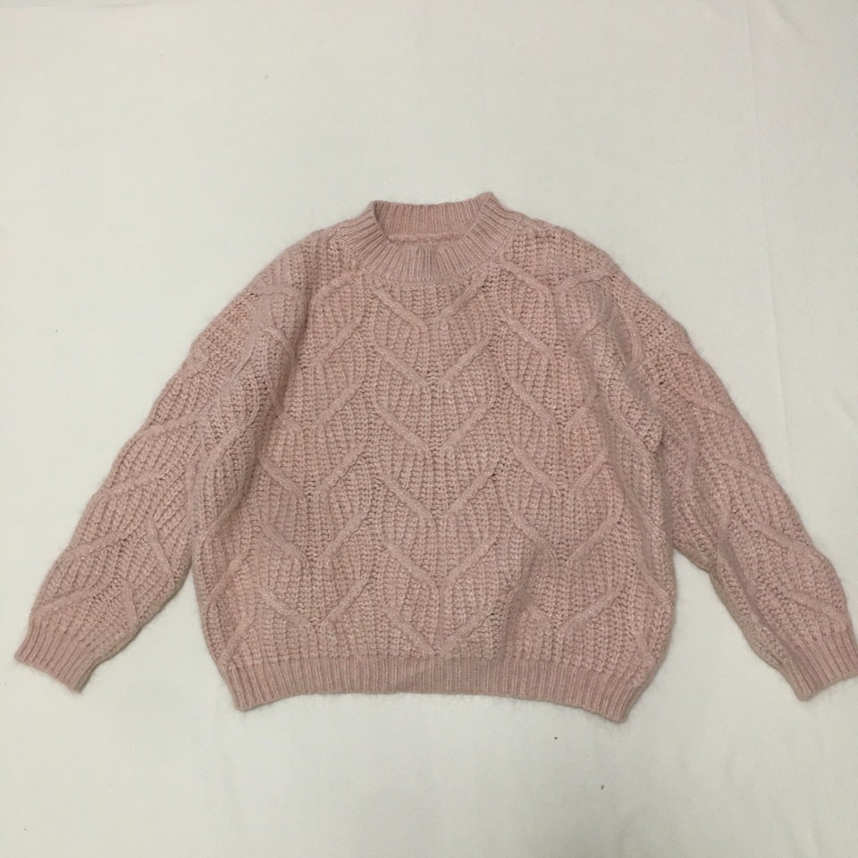 样衣无标 气质裸粉色半高圆领经典麻花扭结宽松软糯休闲针织毛衣