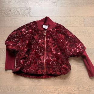 样衣无标酒红色丝绒亮片重工装饰蝙蝠袖棒球服短外套休闲百搭时尚
