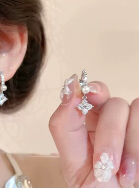 S925银针四叶草锆石耳环新款