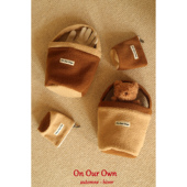 拼接圈圈毛呢水桶手提包 可爱收纳包 22FW原创 棕熊 Our Own