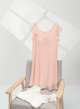 安莉芳莱赛尔柔软舒适短袖v领睡裙女士薄款带杯垫家居裙EL00682