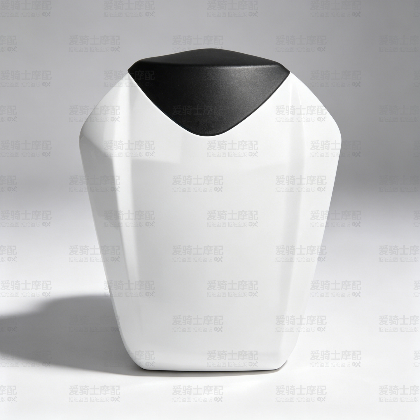 适用本田CBR1000RR 08-09-10-11-12-13-14-16年后驼峰 改装后座盖