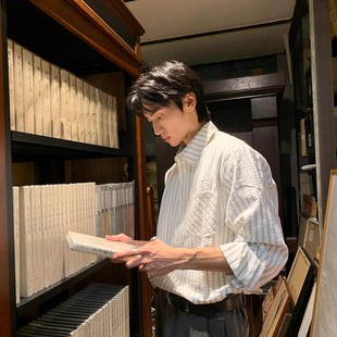 情侣款 正肩翻领衬衫 休闲宽松百搭打底上衣 复古高级感条纹长袖 美式