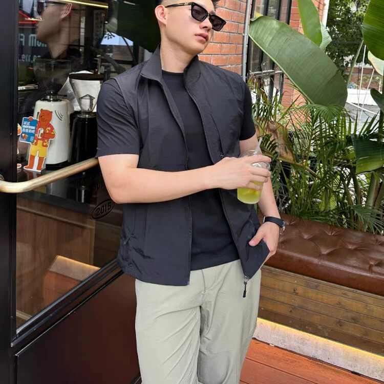 夏季速干马甲夏季防晒户外机能搭配立领外套无袖多口袋轻薄上衣男