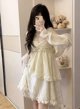 法式高级感白色吊带连衣裙女夏季收腰显瘦小个子雪纺公主蛋糕裙子