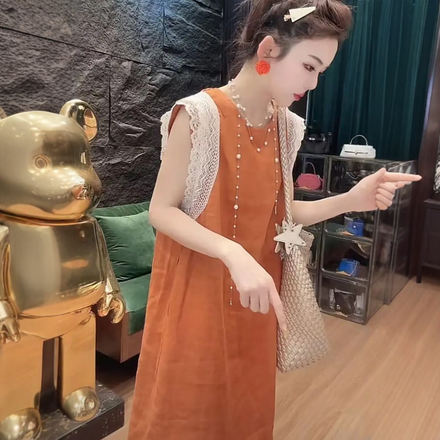 法式蕾丝飞飞袖棉麻连衣裙女2025夏季新款韩版设计感气质背心短裙