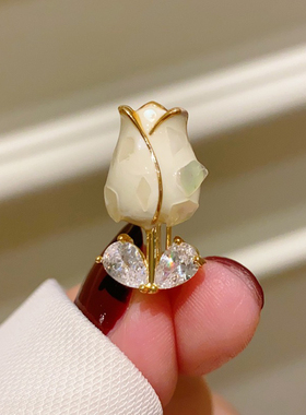 白色郁金香胸针高档女开衫防走光扣别针领针胸花固定衣服配饰