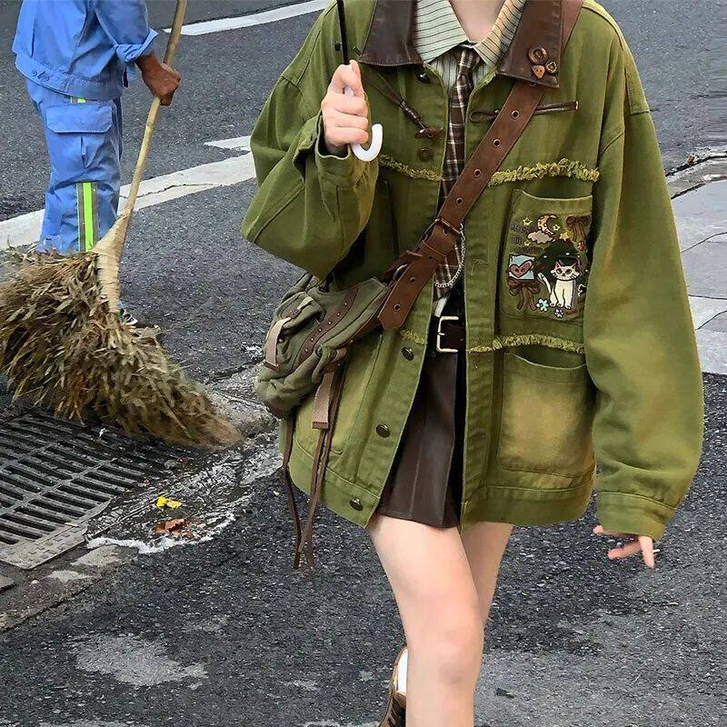 女系美式街拍童趣刺绣磨毛牛仔外套春秋款绿色复古牛仔服女版上衣