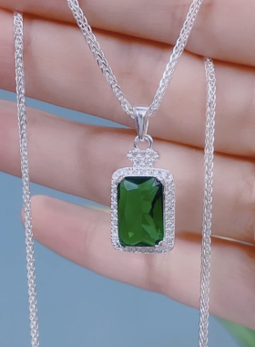纯银复古祖母绿吊坠锆石项链高级感设计银饰轻奢项链