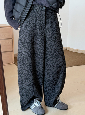 话里气质豹纹加绒裤子2025秋季新款韩版减龄显瘦直筒运动长裤女