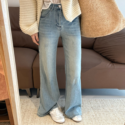 话里简约风显瘦牛仔裤