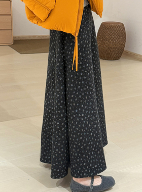 话里淑女风碎花A版半身裙2025冬季新款韩版休闲加绒保暖长款裙子