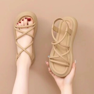 厚底凉鞋女夏平底2026年新款韩版交叉套脚软底学生仙女松糕罗马鞋