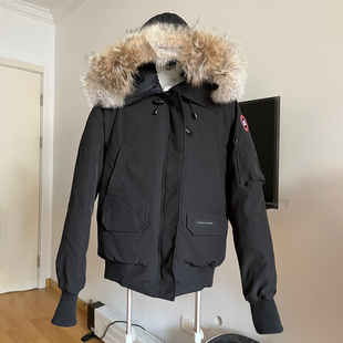 大鹅羽绒服男款2025新款冬季大毛领加厚01款飞行夹克短款外套女款