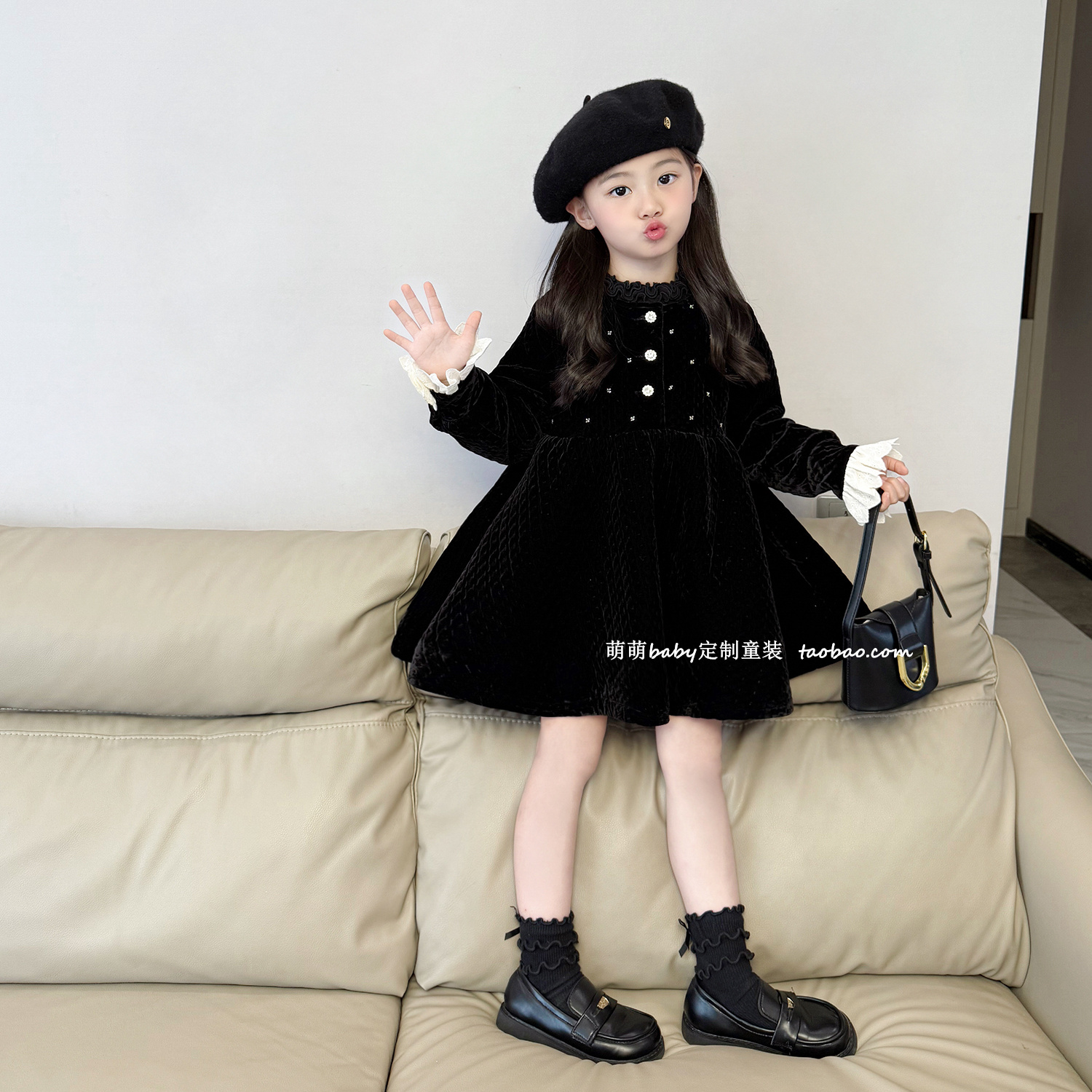 女童赫本风丝绒连衣裙