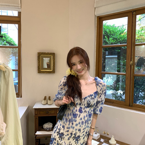 TOROON-26夏上新蓝色水墨设计感显瘦连衣裙
