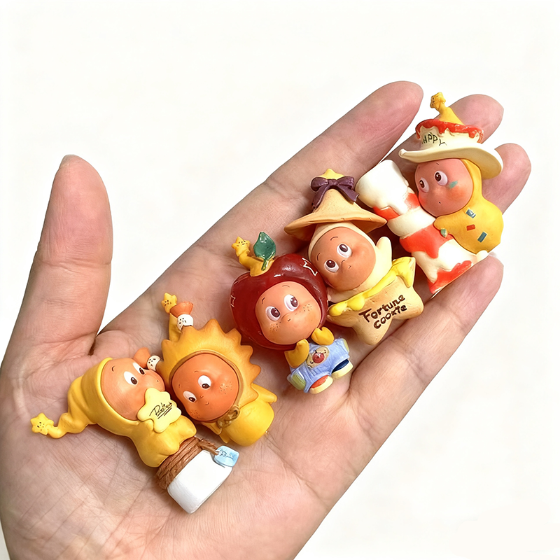 星星人萌粒改娃泡泡玛特潮玩公仔手办摆件diy手机链蛋糕摆件