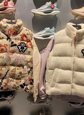 李宁羊羔绒羽绒马甲2022冬新款女子运动时尚休闲保暖外套AYMS088