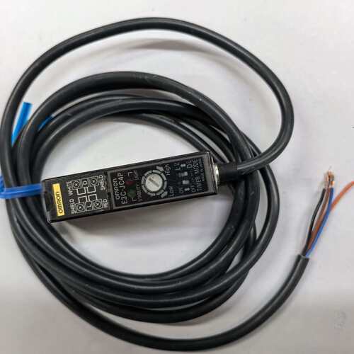 咨询E3C-JC4P欧姆龙ON接近传感器 实物图 功议价