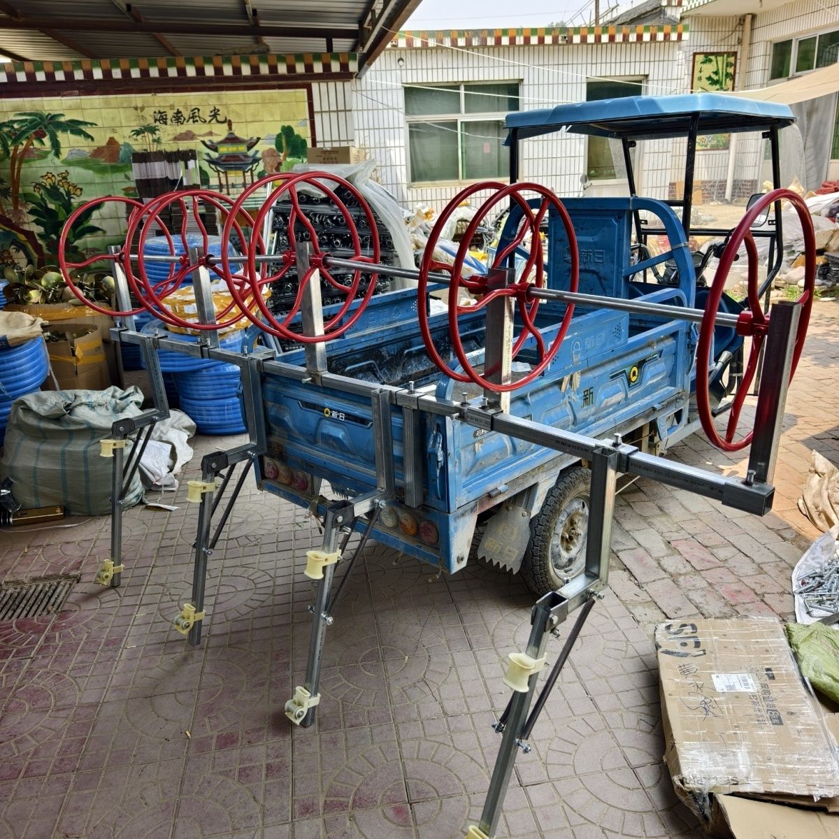 三轮车铺滴灌带架子4行滴灌带架子新款加厚架子浇地神器