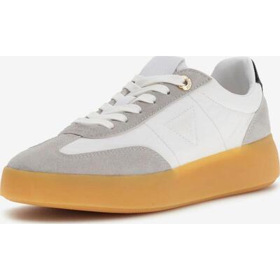 代购GUESS女士休闲鞋透气轻便软底舒适圆头平跟系带短筒日常穿搭