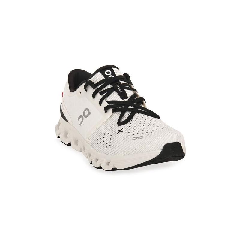 代购ON昂跑男士跑步鞋缓震设计轻便舒适耐磨防滑支撑稳定白色