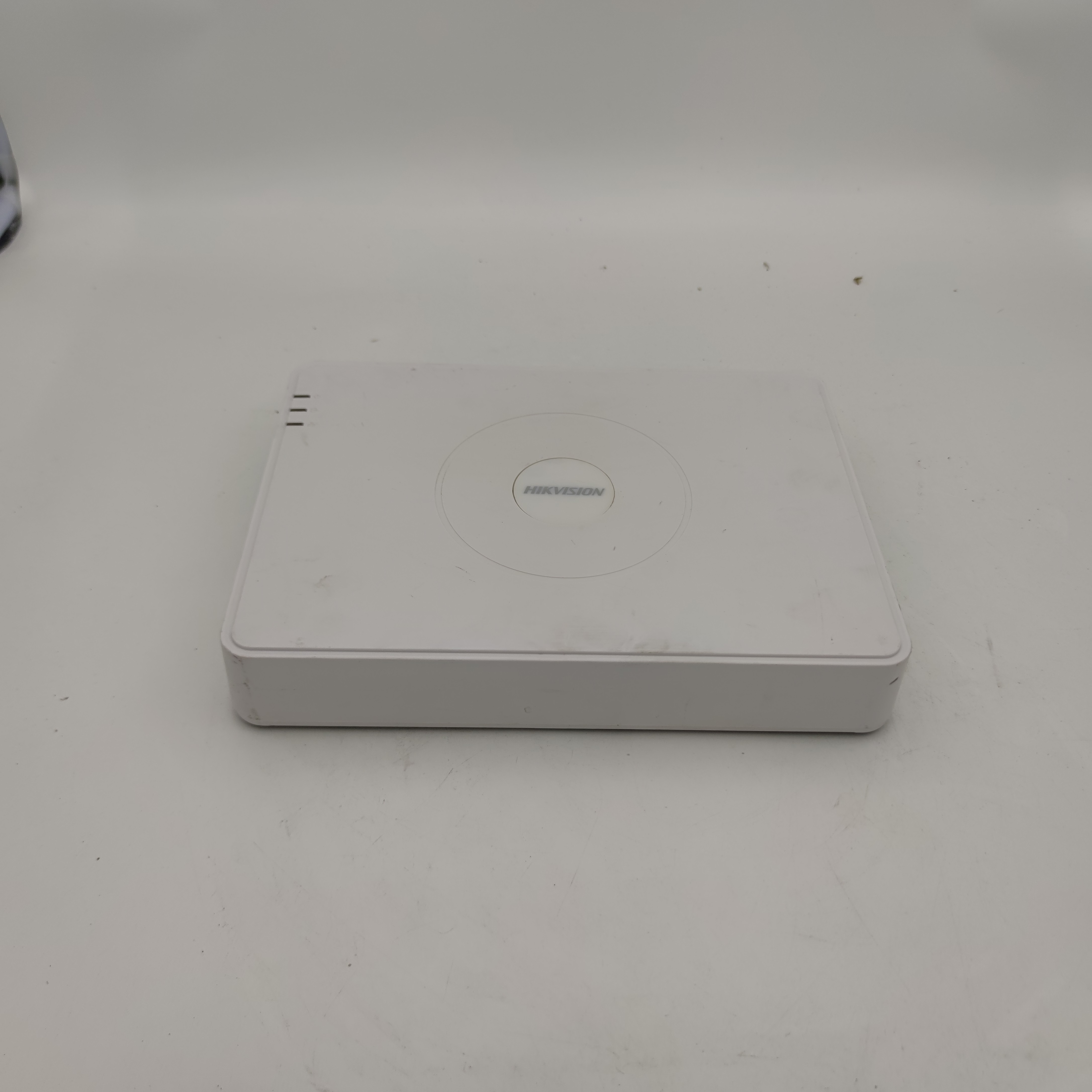 二手 海康威视DS-7104/7108N-F1 POE录像机 即插即用自动添加监控