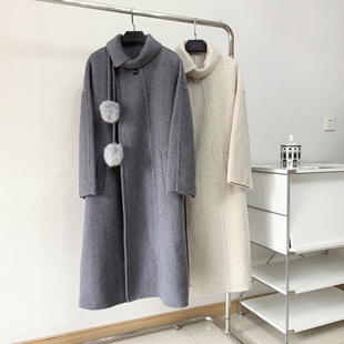 区区欧阳 毛球羊毛双面呢大衣女冬季高级感灰色呢子长款毛呢外套