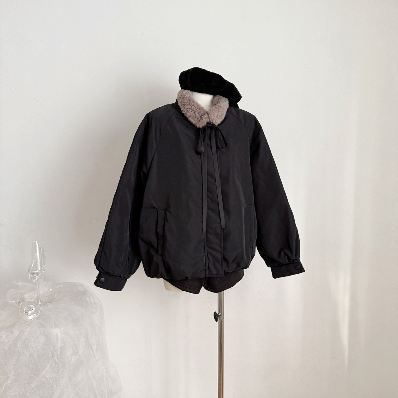 NEW EMPIRE25冬季新款设计感小众上衣毛领加厚黑色花苞棉服外套女