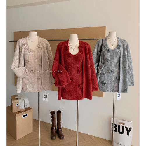 AZZHEN圣诞节挂脖圣诞节新年氛围针织连衣裙三件套含腿套套装