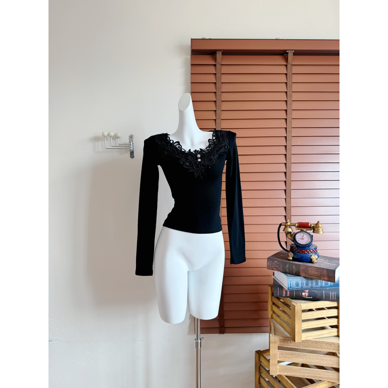 杜总家 基础却不基础*原创秋冬温婉纯欲蕾丝v领内搭针织女上衣冬