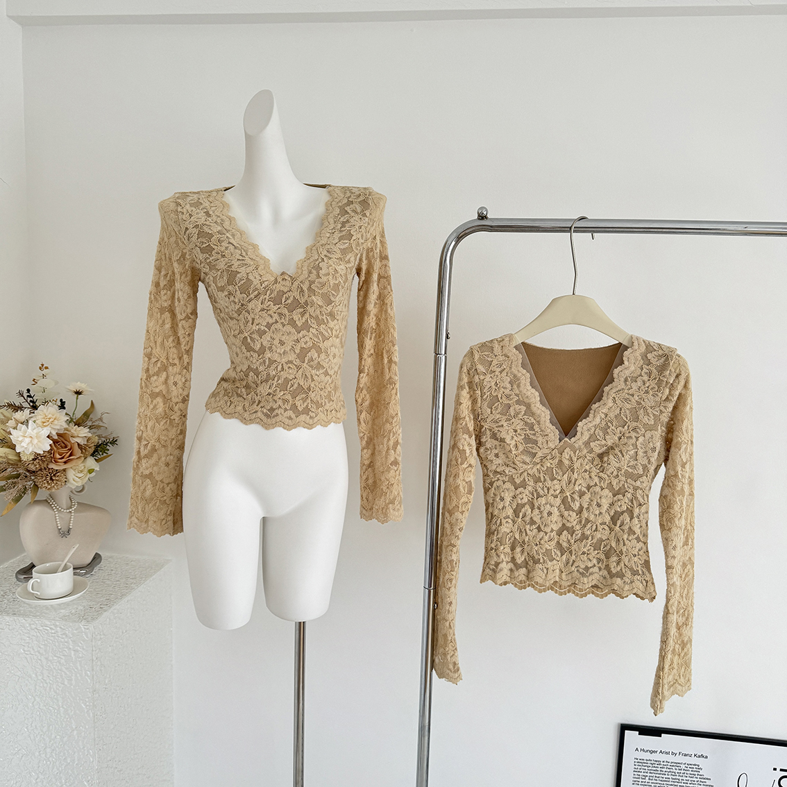 Chill巧儿霓虹梦境法式纯欲气质感v领立体蕾丝针织衫外穿上衣