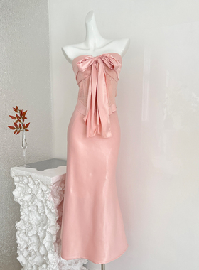 JAYKY YANG莉莉丝蕾丝鱼骨蝴蝶结抹胸高腰锻面鱼尾半裙两件套