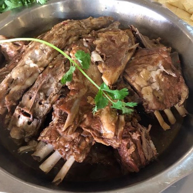 北京牛街老诚伊牛街总店全羊尾锅 羊肉进补羊蝎子