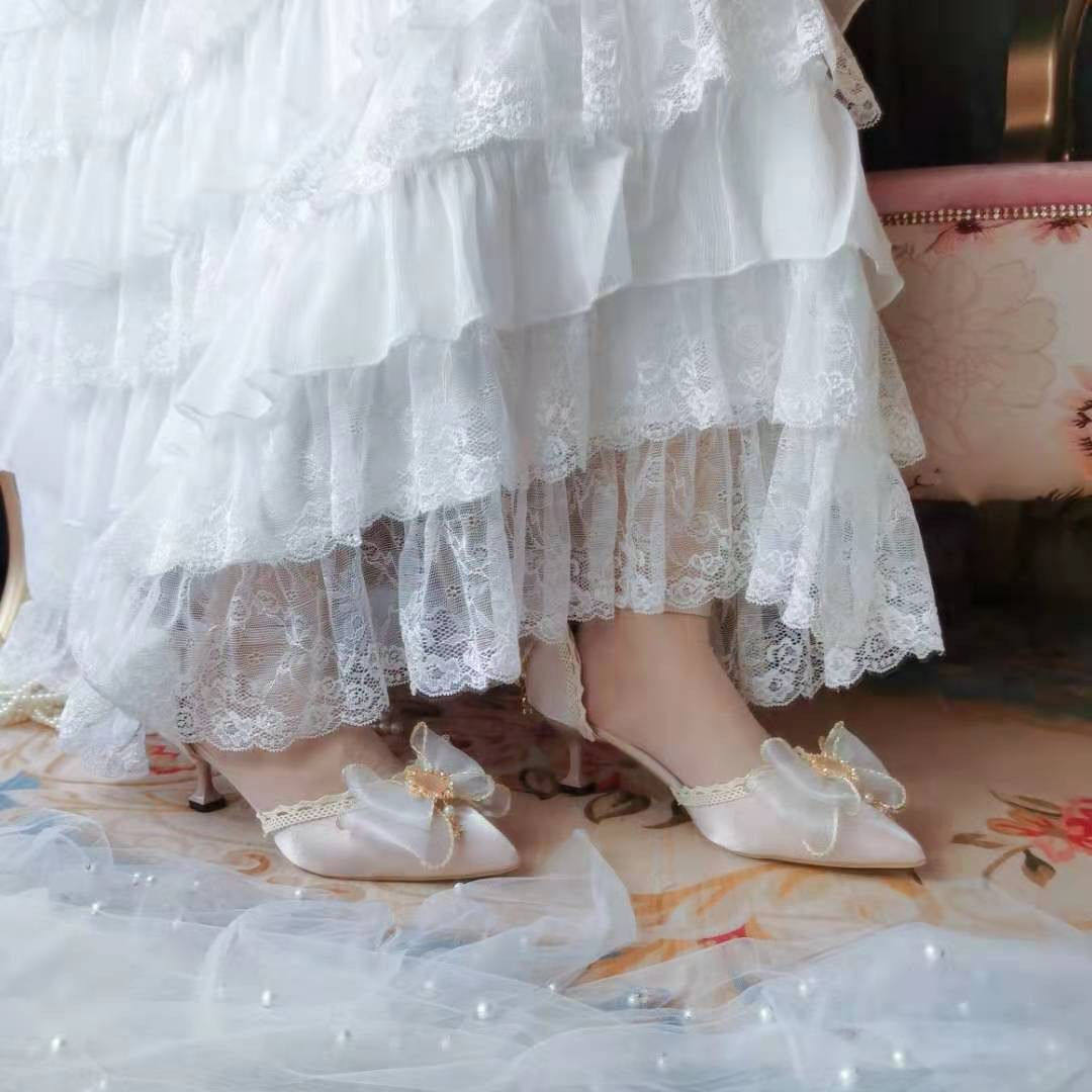 Lolita凉鞋高跟优雅尖头少女