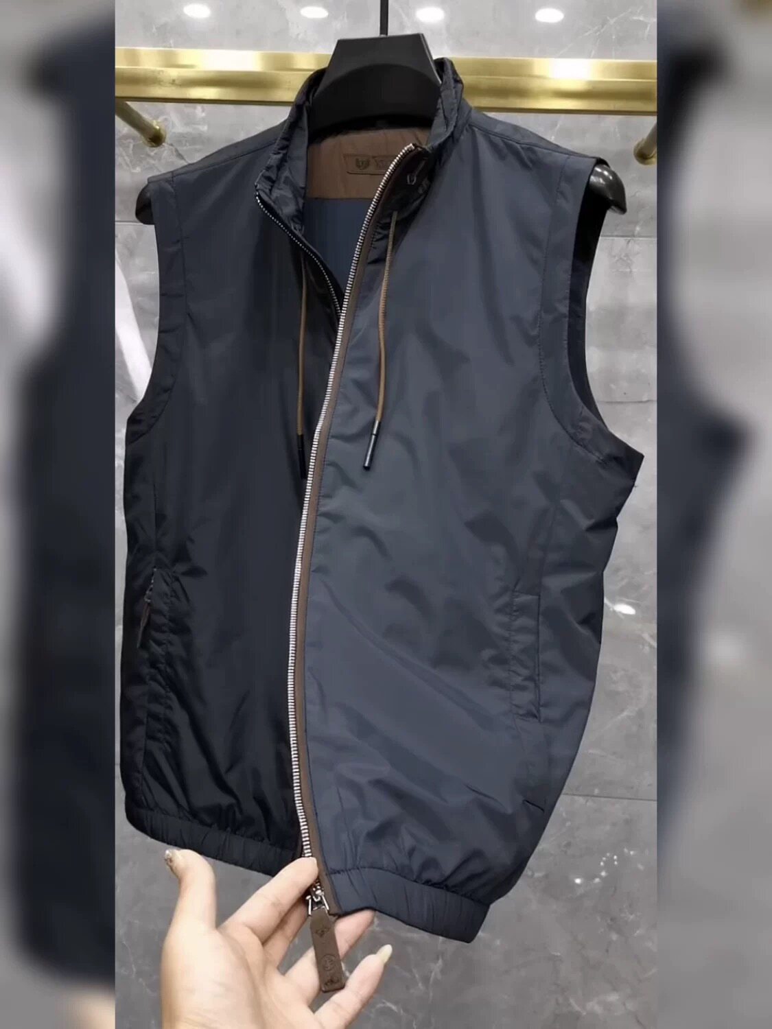 秋季新款男士立领马甲2026时尚潮流百搭休闲纯色简约气质坎肩外搭