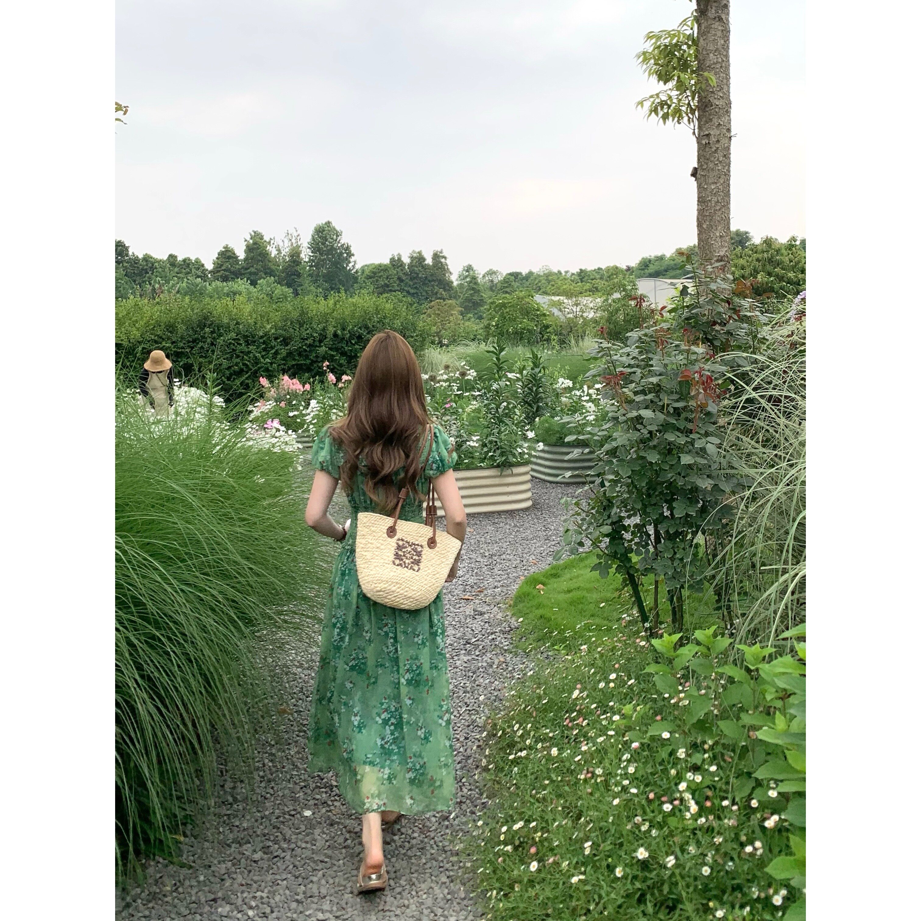 张羞羞 绿野仙踪 / 雪纺印花打揽收腰法式绿色夏季短袖连衣裙