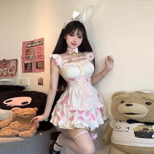 带熊垫睡裙动漫奶牛制服女