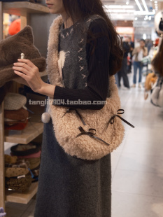 2024秋冬包新款可爱蝴蝶结手提包毛绒斜挎包可爱毛茸茸通勤包包