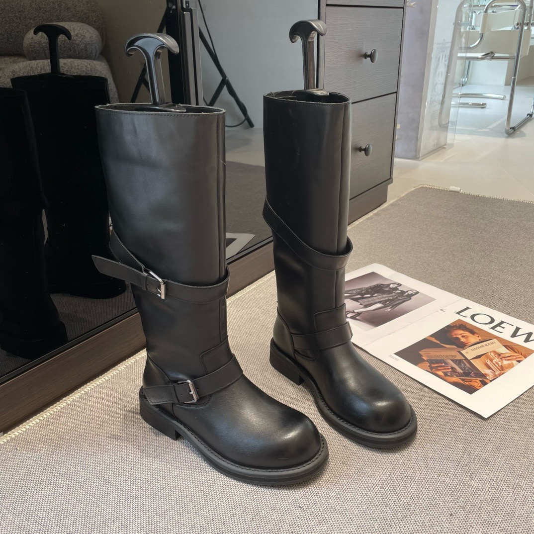 雪儿爱丽维斯2025年秋季新款真皮厚底骑士靴女英伦风长筒靴