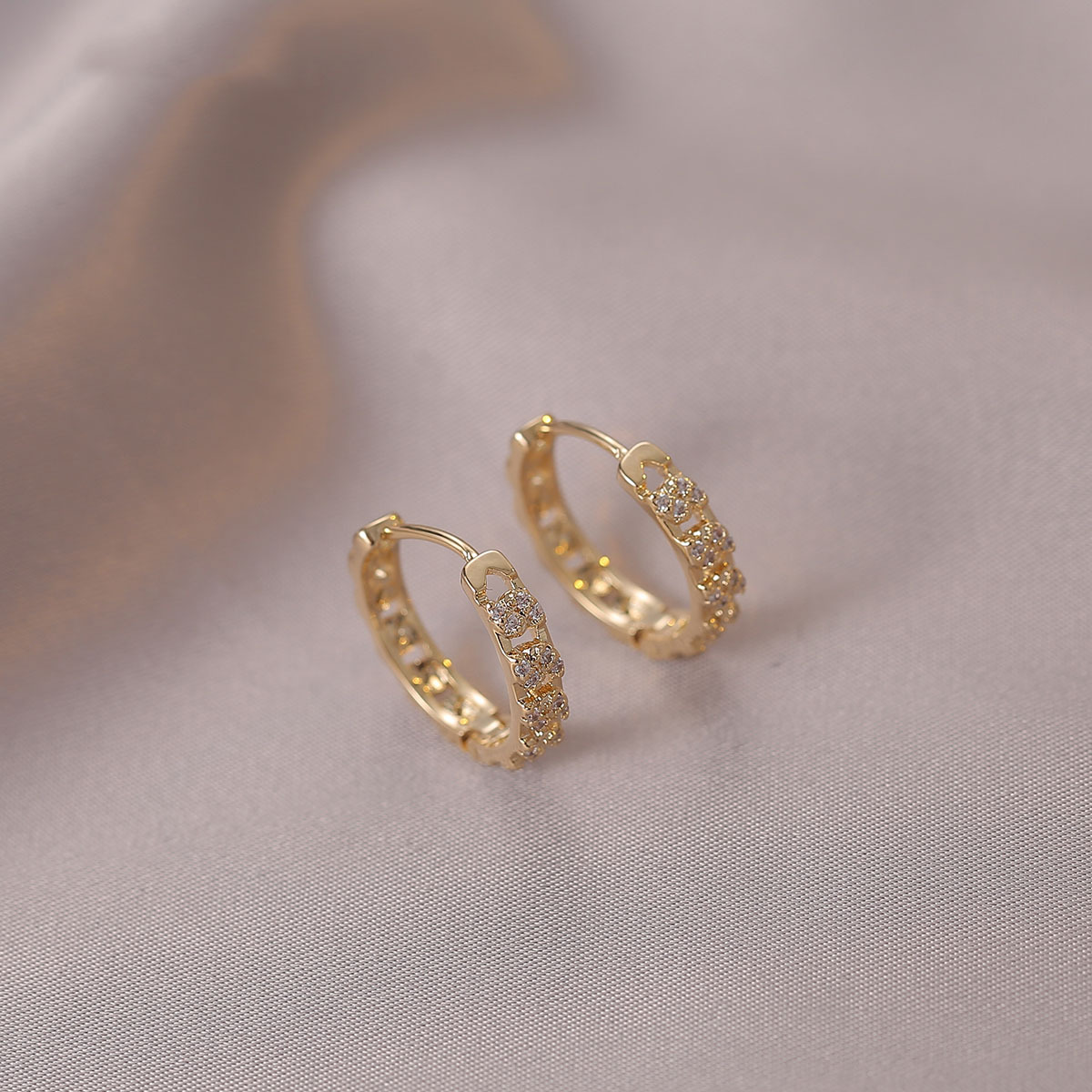 小众设计感耳圈2022年新款