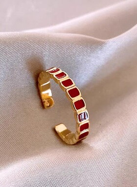 Loga.Py 新款爆款复古安可拉红色开口戒指女小众设计食指环新年