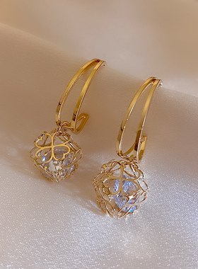 Loga.Py 花球锆石耳环2021年新款~潮东大门时尚耳饰女ins小众耳钉