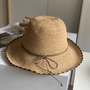 防晒帽春夏出游拉菲草帽百搭卷边女海边沙滩帽渡假遮阳帽草编凉帽