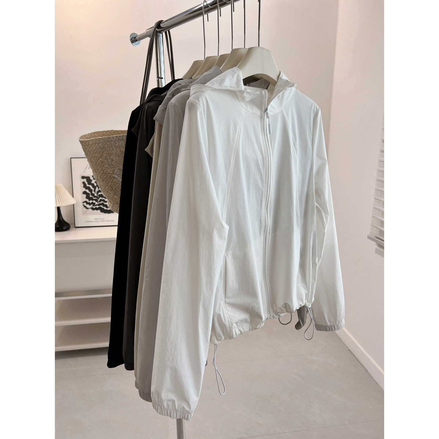 韩版时髦拉链连帽长袖防晒衫女户外薄款开衫外套2026春季新款学生