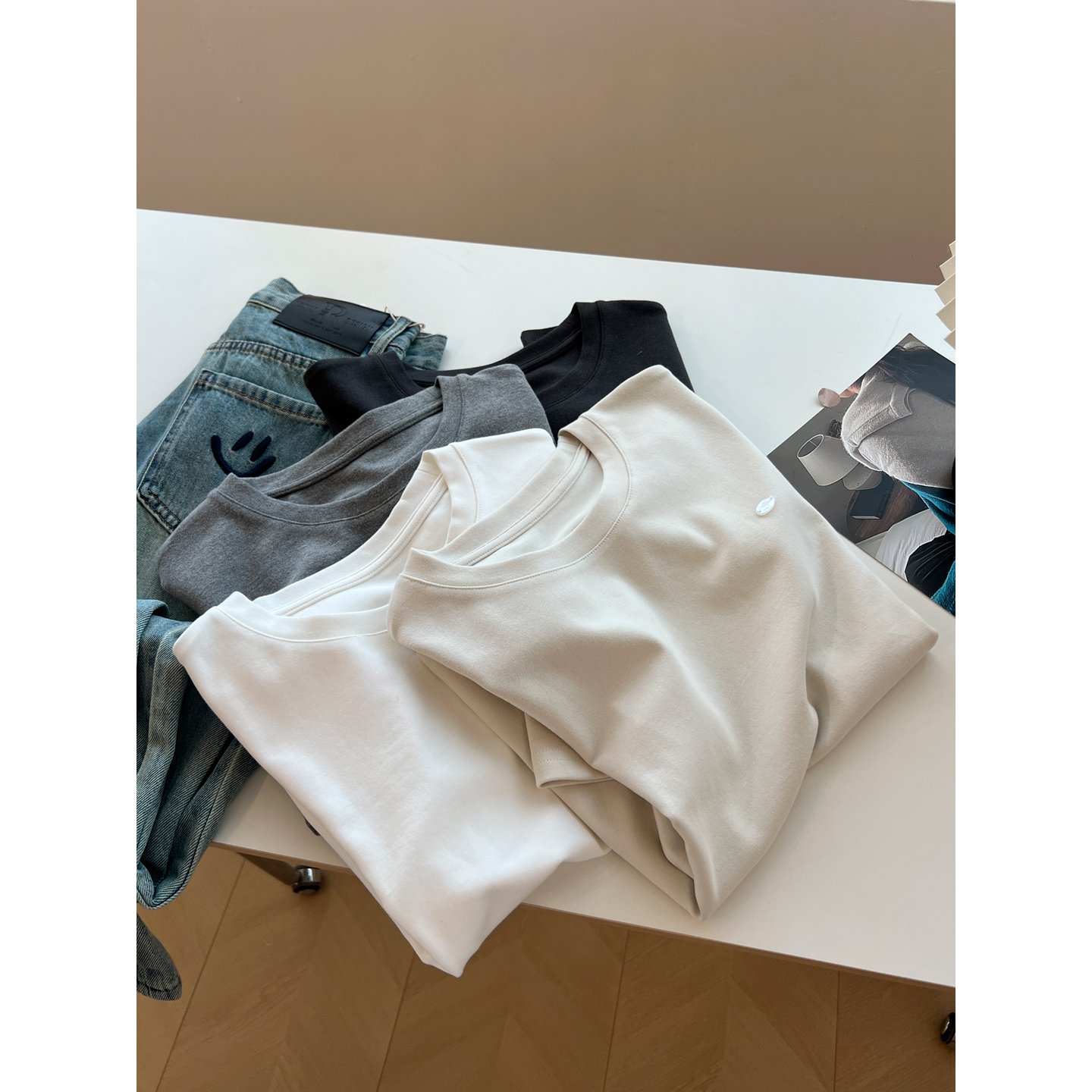 内搭圆领短袖t恤女宽松打底衫秋