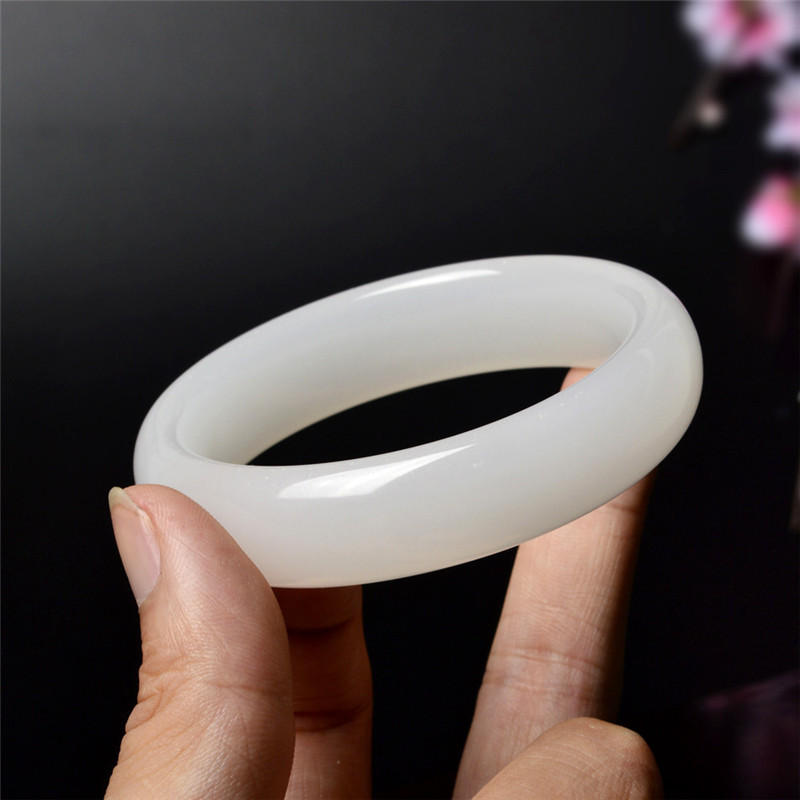 新疆和田玉手镯羊脂白玉石旺夫真玉秀气天然少女玉镯子贵妃镯子包