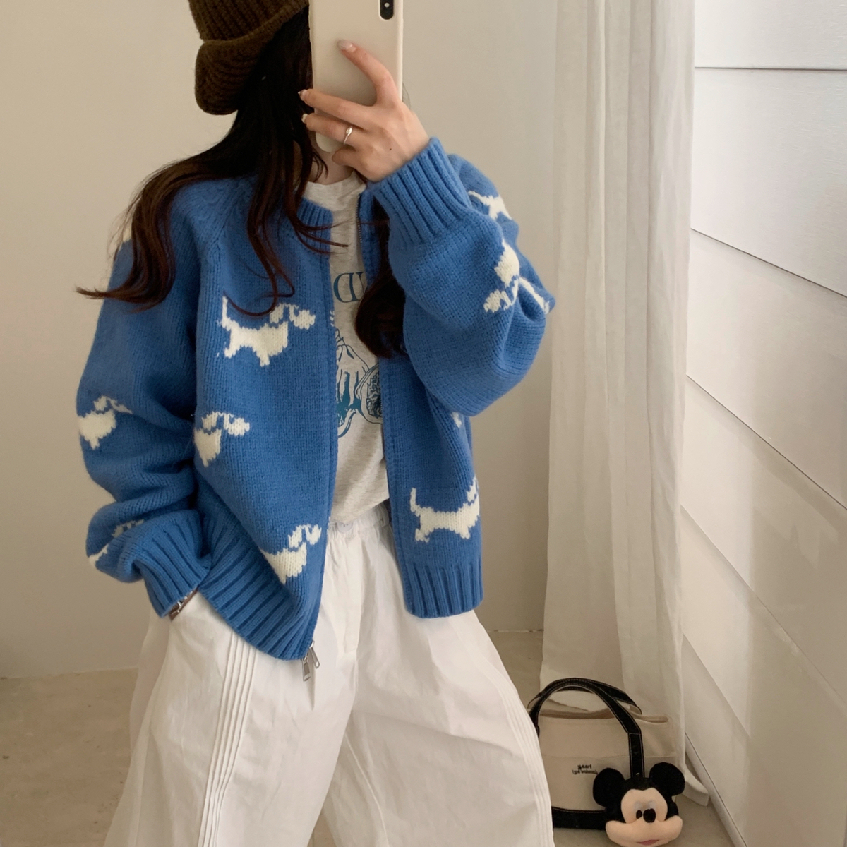 Find Time-趣味款小狗提花性价比小狗提花圆领拉链针织开衫L60621